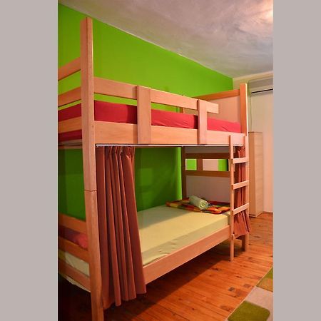 Hostel Kalonis Скопие Екстериор снимка