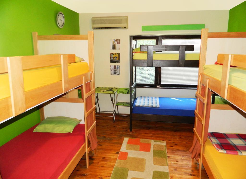 Hostel Kalonis Скопие Стая снимка
