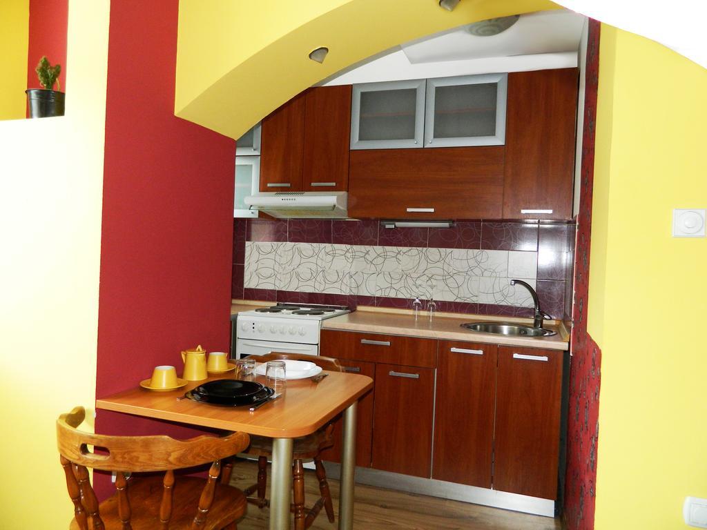 Hostel Kalonis Скопие Стая снимка