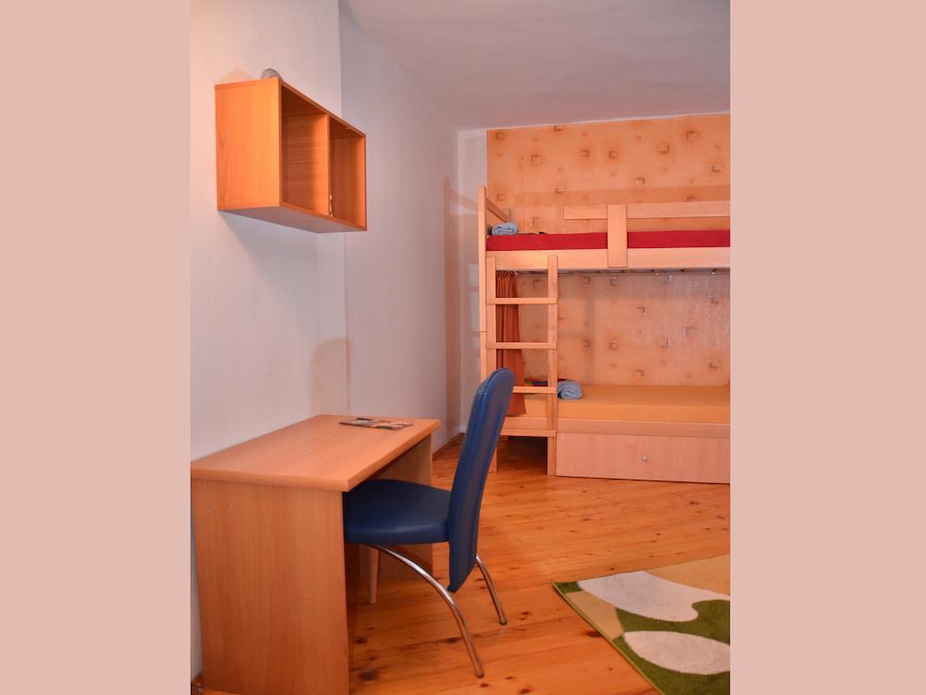 Hostel Kalonis Скопие Стая снимка